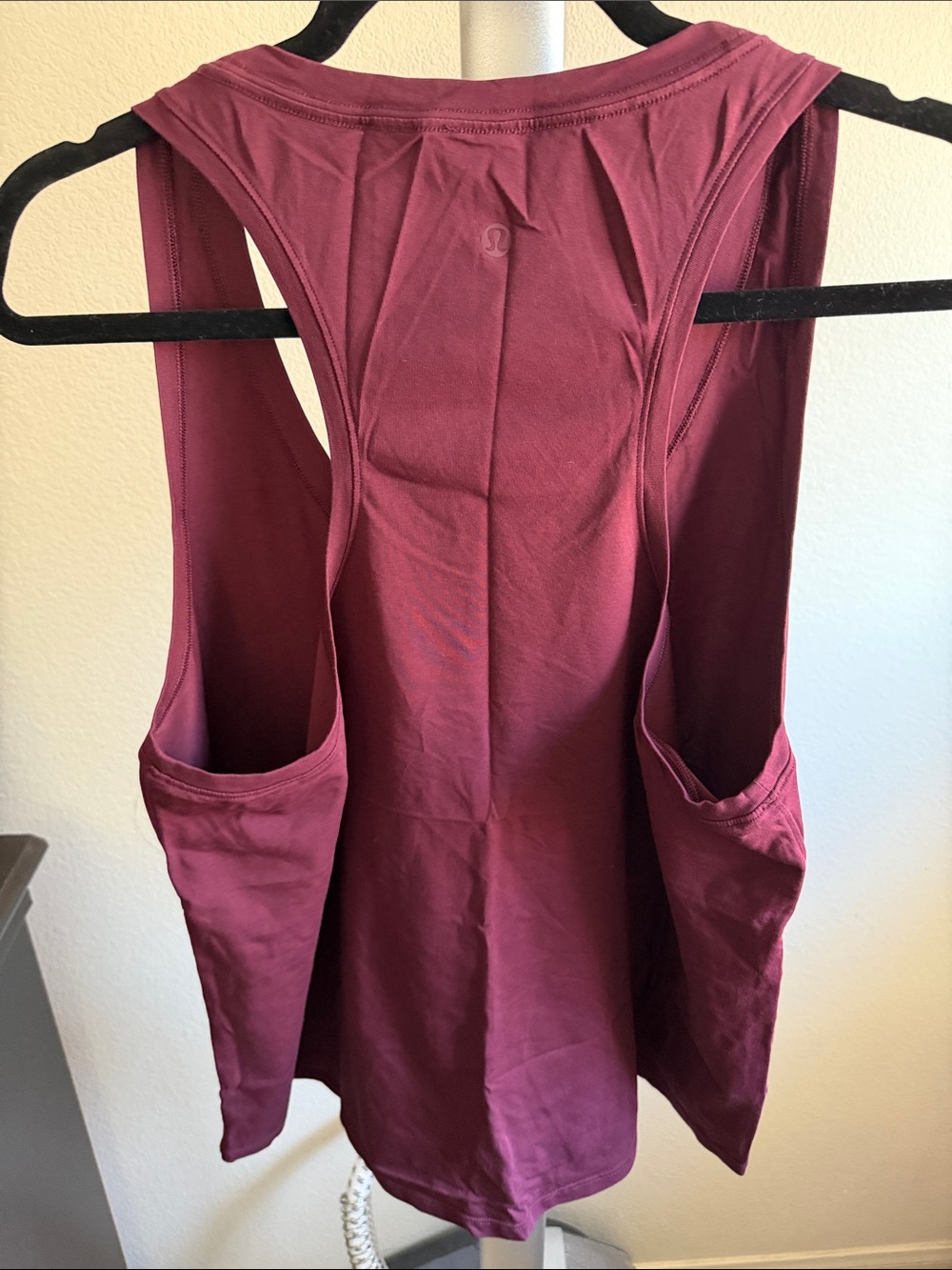 Women’s Sleeveless Tank Top - Burgundy - Picture 3 of 3